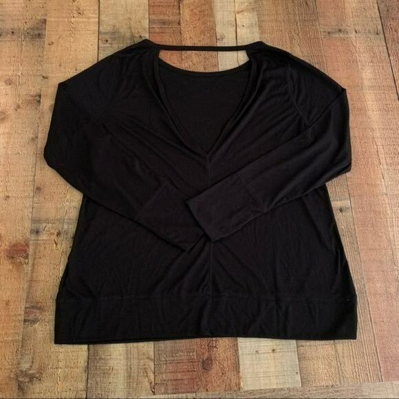 Gap fit black long sleeve workout top dry wicking breathable thumb holes - XXL - Picture 8 of 9